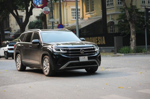 Maximize Your Mileage: Expert Tips for Enhancing Fuel Efficiency in British Hybrid SUVs!